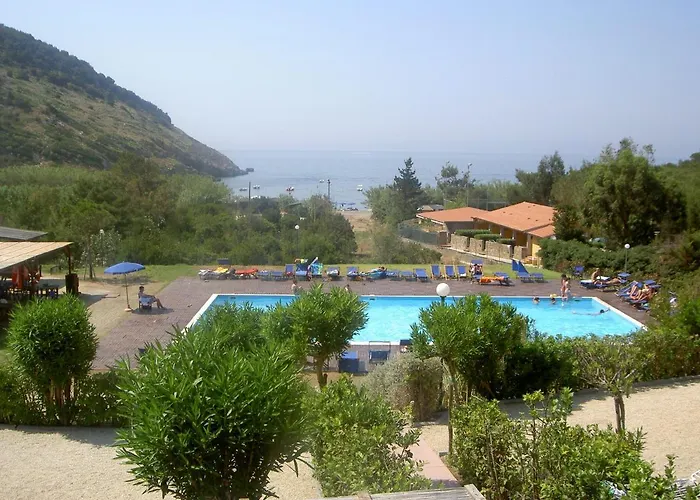 Vakantiehuis Elbamare Con Piscina