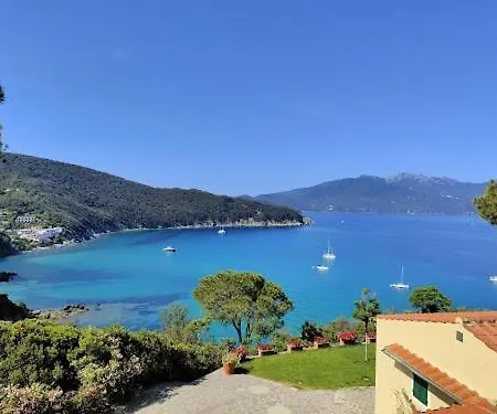 Elbamare Con Piscina Nyaraló