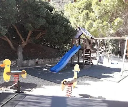 Elbamare Con Piscina Nisporto