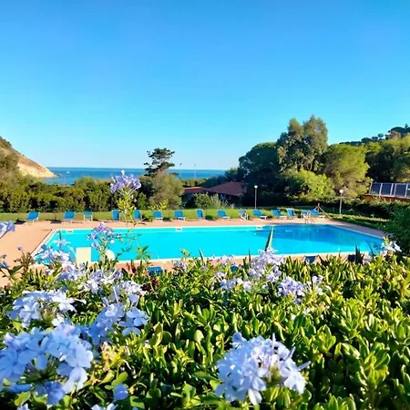 Elbamare Con Piscina Nisporto